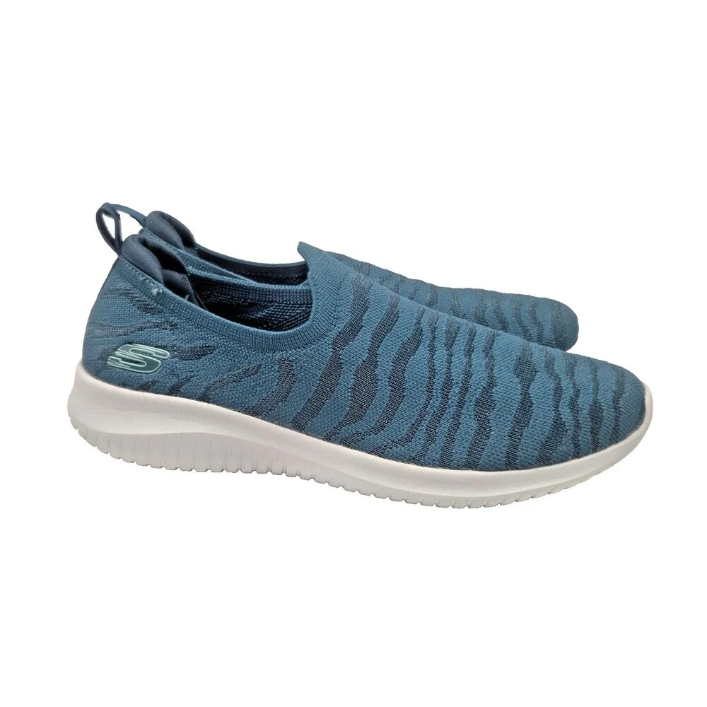 Skechers Women's Ultra Flex sneakers Blue Zebra Pattern Womens Size 9.5